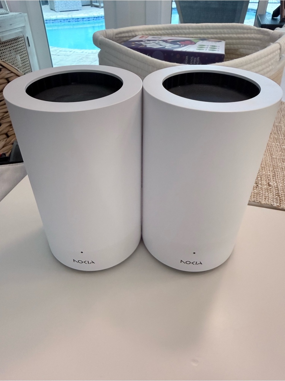The Nokia WiFi Beacon 3.1 WiFi booster.